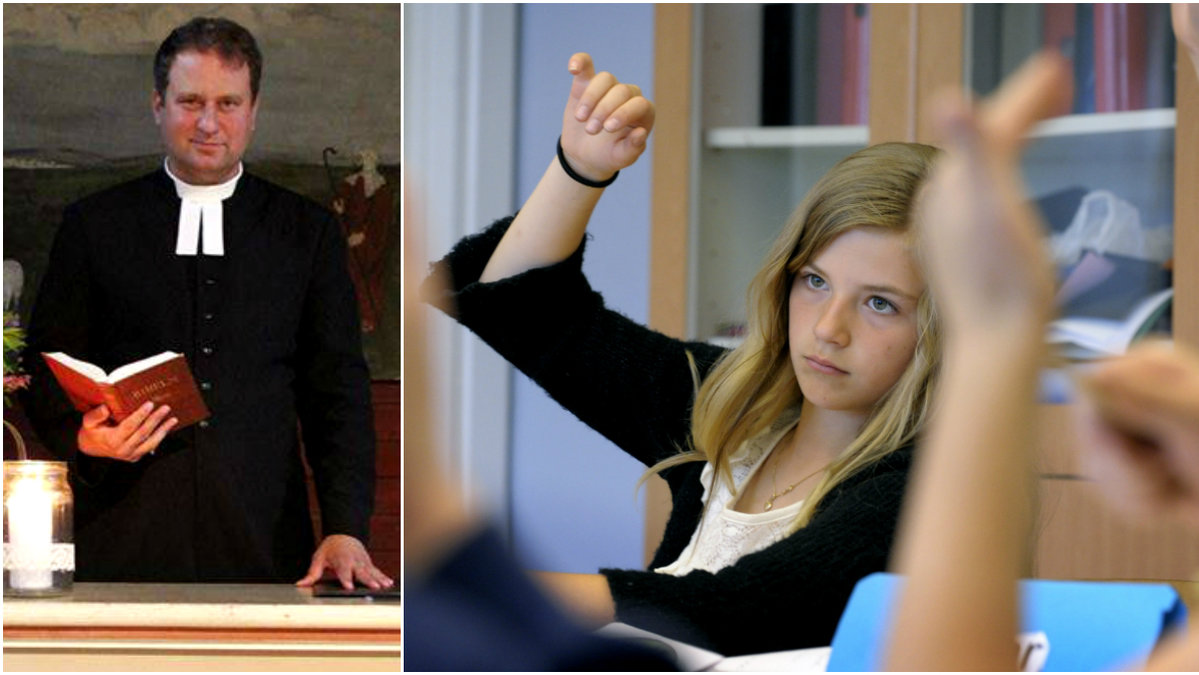 Elev räcker upp handen i skolklass