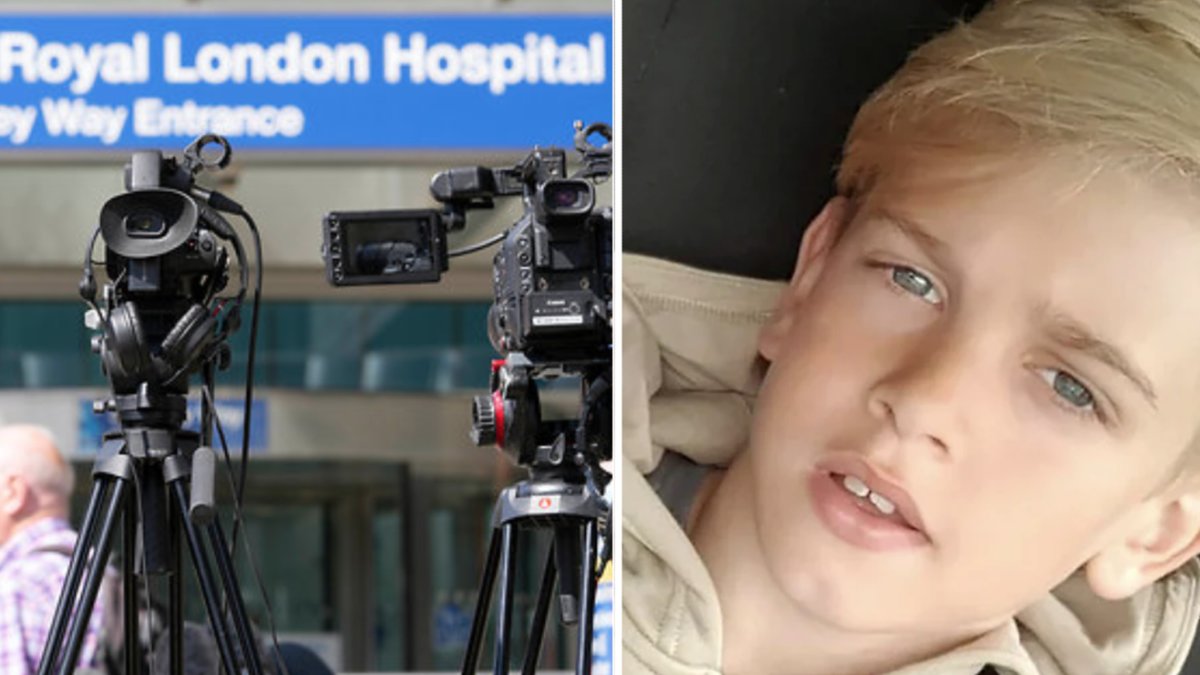 Föräldrarna pläderade för att deras son skulle få fortsatt livsuppehållande vård, men fick avslag i domstol. Bilden togs utanför sjukhusentrén i fredags.