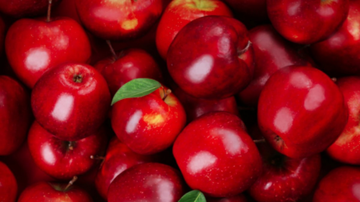 Naket, Äpple