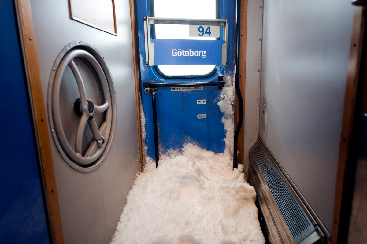 Snö på tåg