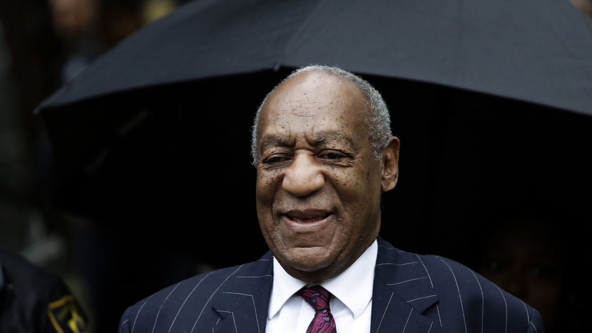 Domen mot Bill Cosby hävs och komikern kan därmed försättas på fri fot.