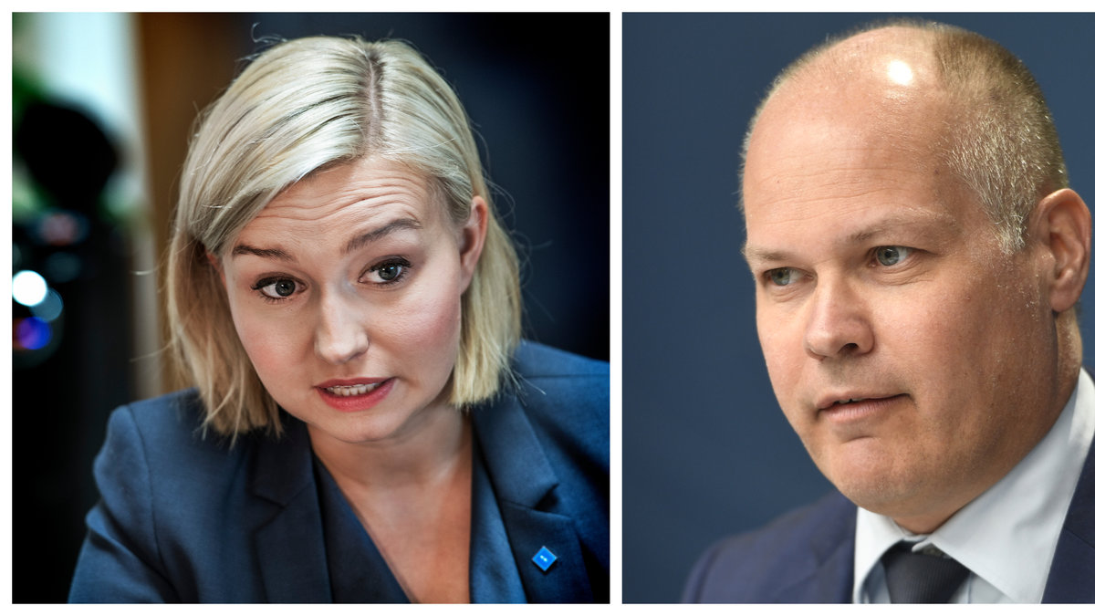Johansson svarar på Buschs coronakritik.