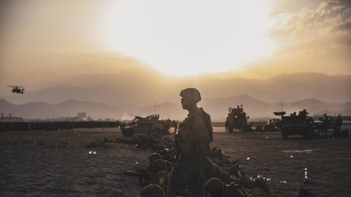 Afghaner tillåts lämna landet även efter att USA:s trupper drar sig tillbaka.