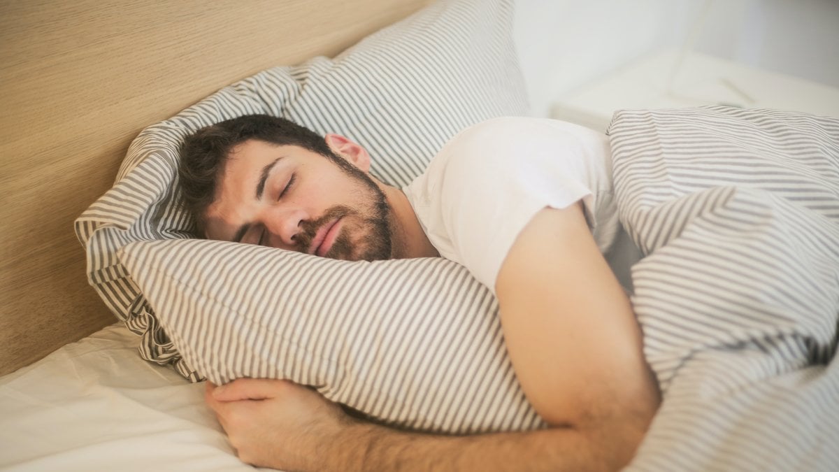 Om du inte får stånd under natten kan din penis krympa.