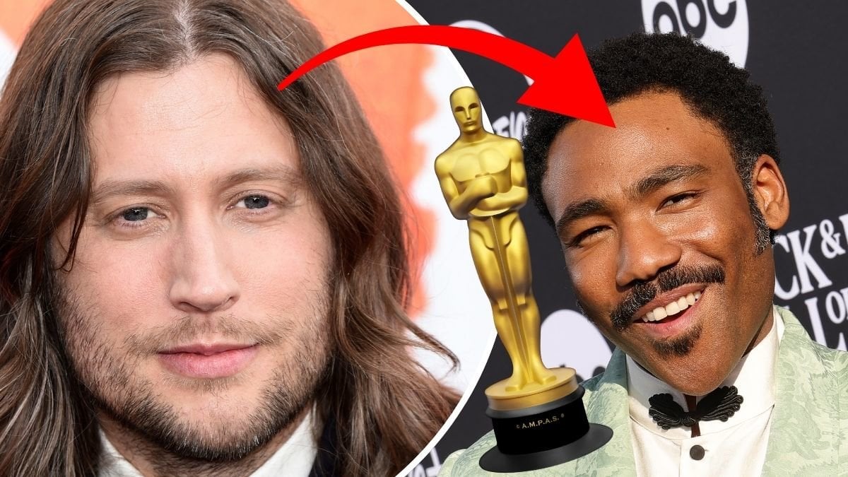 Ludwig Göransson vänster. Donald Glover höger. Oscarspris i mitten.