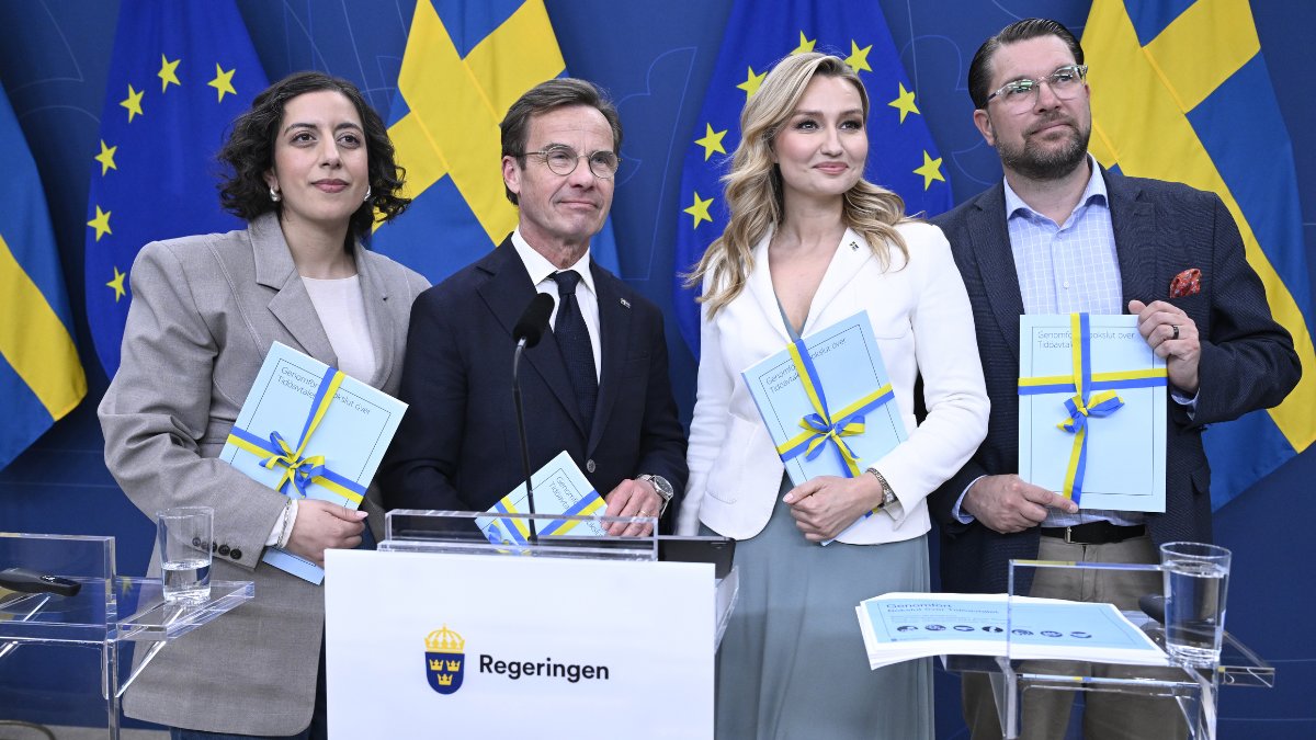 Regeringen, Jimmie Åkesson, Ebba Busch, Simona Mohamsson, Ulf Kristersson