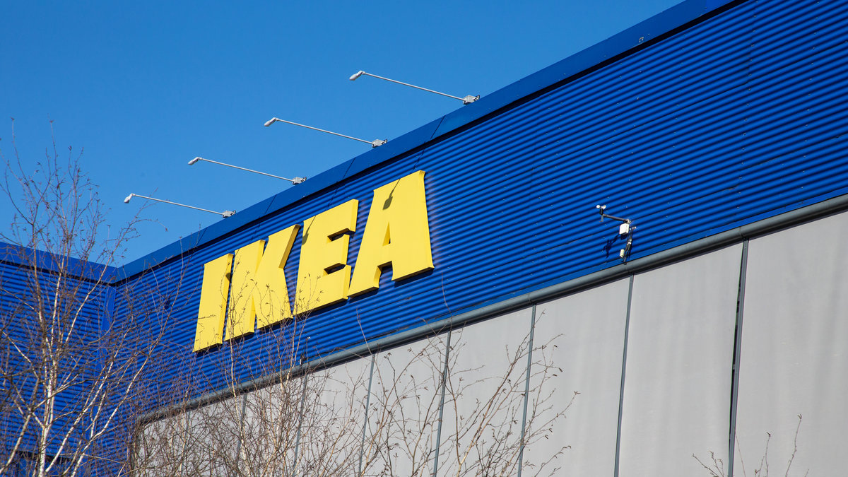Polisanställd misstänks ha stulit för flera tusen på Ikea