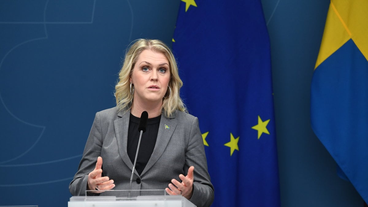 Lena Hallengren
