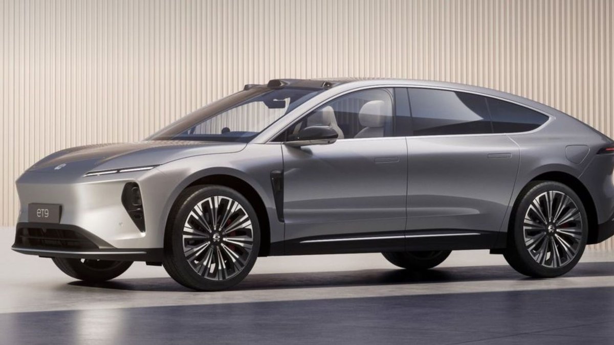 Nio ET9