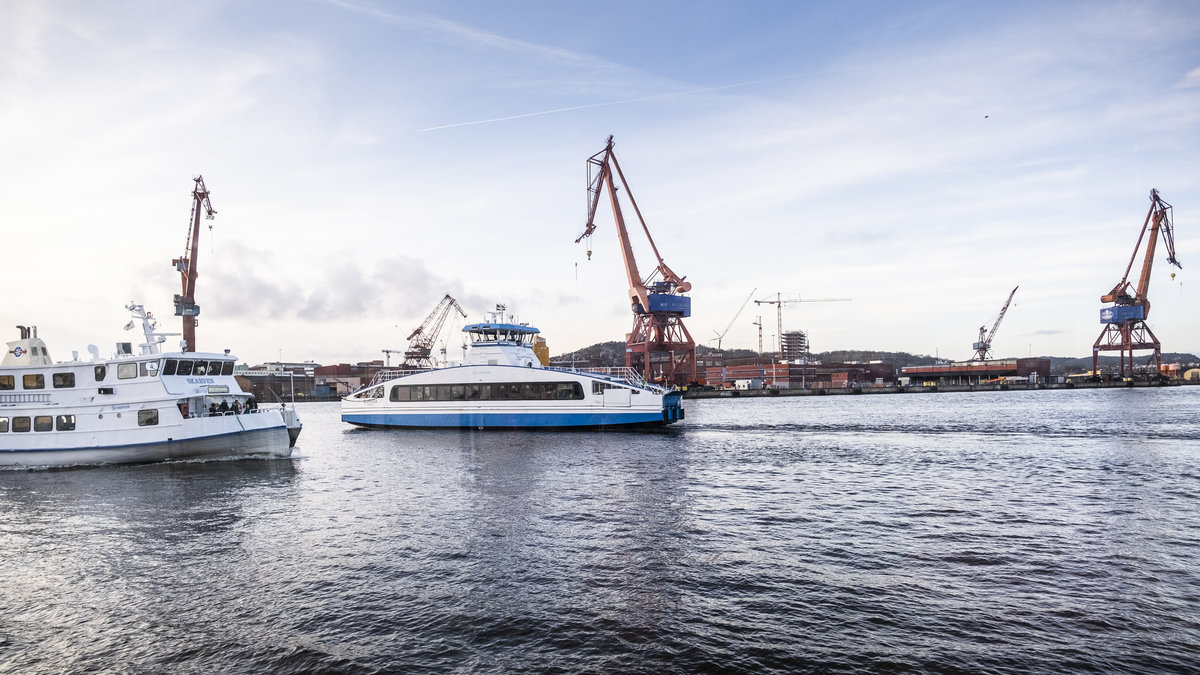 Ett lastfartyg har tagit eld i Göteborg. Bilden har ingenting med artikeln att göra.