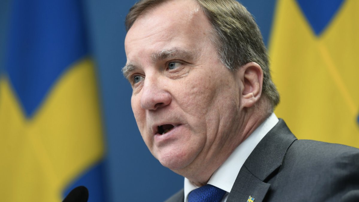 Stefan Löfven under presskonferens.
