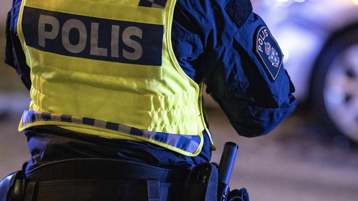 Polisen har spärrat av runt en galleria i centrala Uppsala. Arkiv.