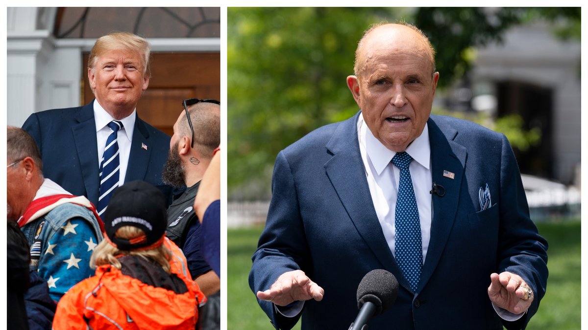 Rudy Guiliani, som tidigare företrätt ex-presidenten Donald Trump, blir av med sin advokatlicens.