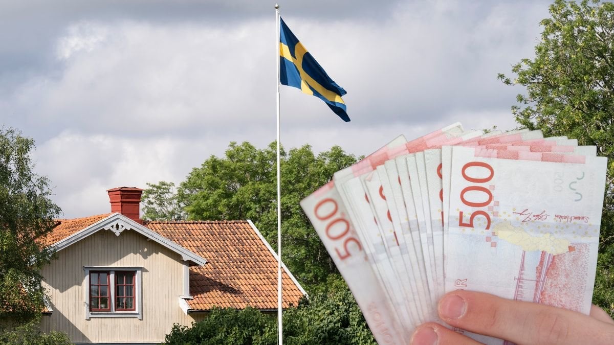 Hus med flaggstång och svenska flaggan, samt en hand med 500-lappar i.