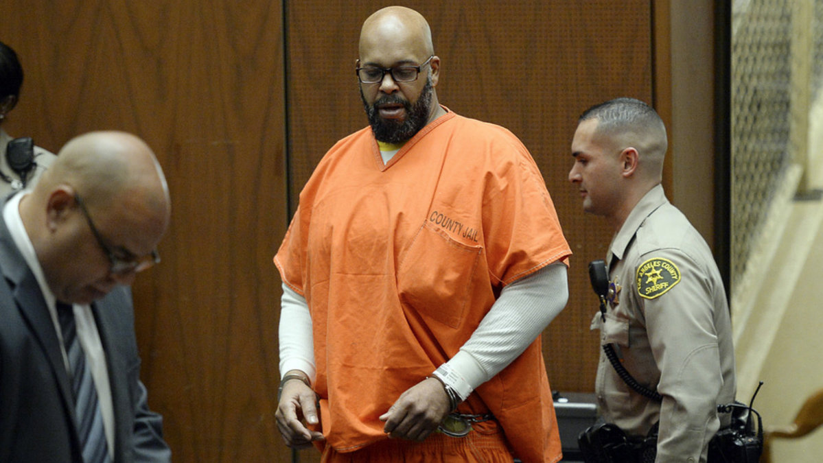 Suge Knight i rätten när han dömdes för mordet på en annan man.