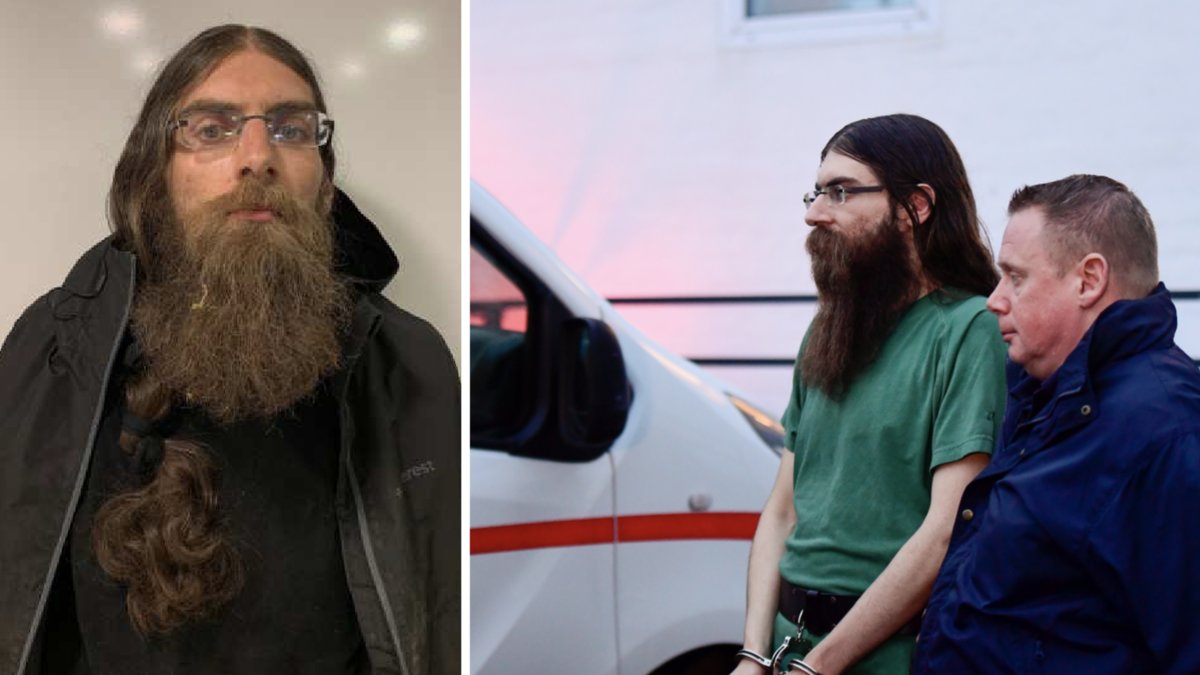 Theodor Engström förs från huvudförhandling i mål om terroristbrott i Visby vid Gotlands tingsrätt.
