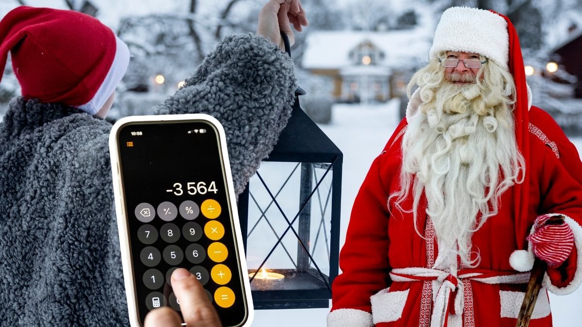 Person med lykta, tomten och en miniräknare i mobiltelefonen.