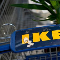 Bild på Ikeas kundvagn.