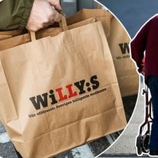 Bilder på en Willys-kasse och pensionärer.