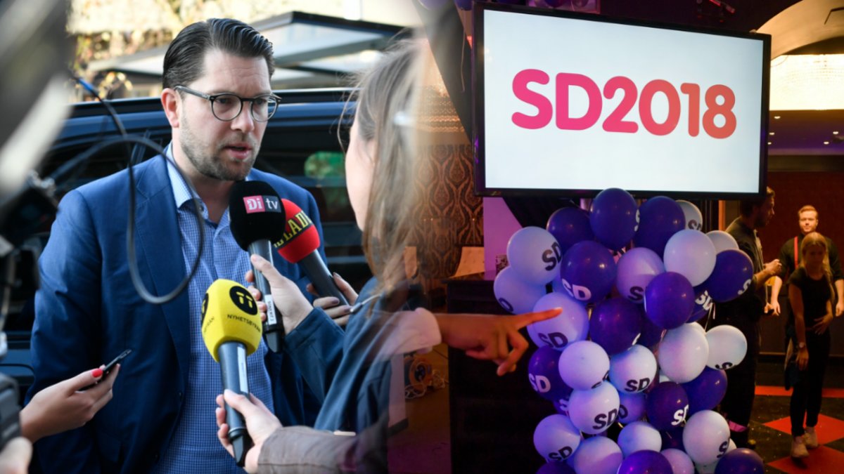 Jimmie Åkesson. Till höger en skärm med texten SD2018. Montage
