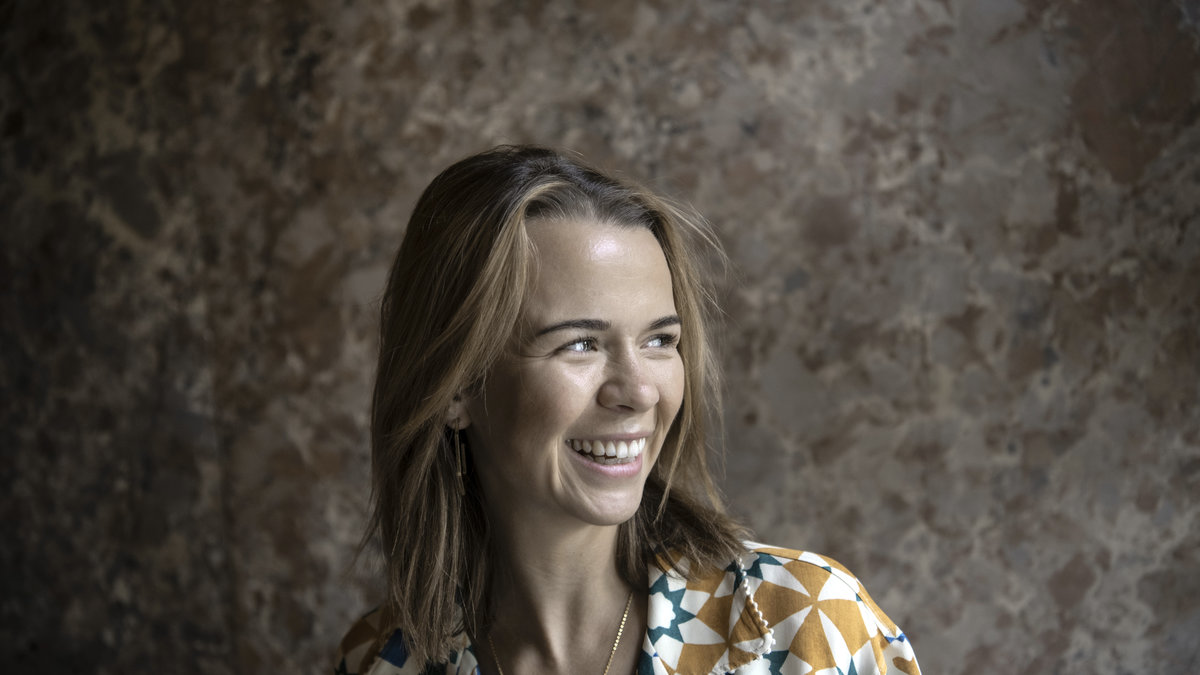 Margaux dejtar någon ny.