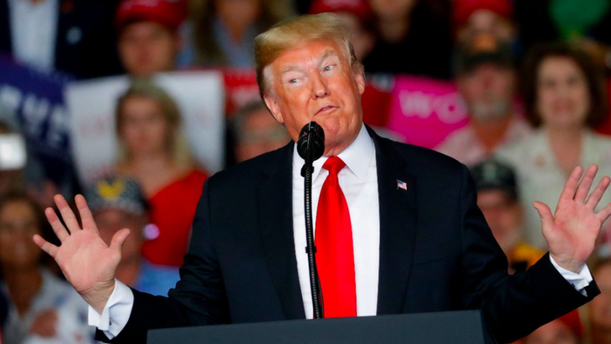 Trump fortsätter hävda valfusk.