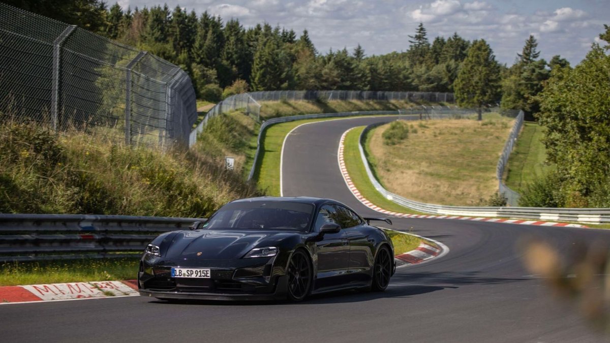 Porsche Taycan på Nürburgring 