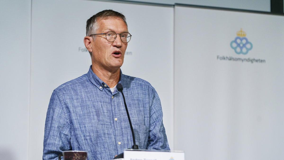 Statsepidemiolog Anders Tegnell uppger att vi kan återgå till det normala innan årsskiftet – om alla som kan tar sina två vaccindoser.