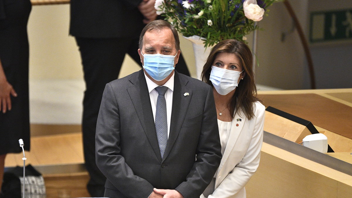 Stefan Löfven (S) och Arbetsmarknadsminister Eva Nordmark.