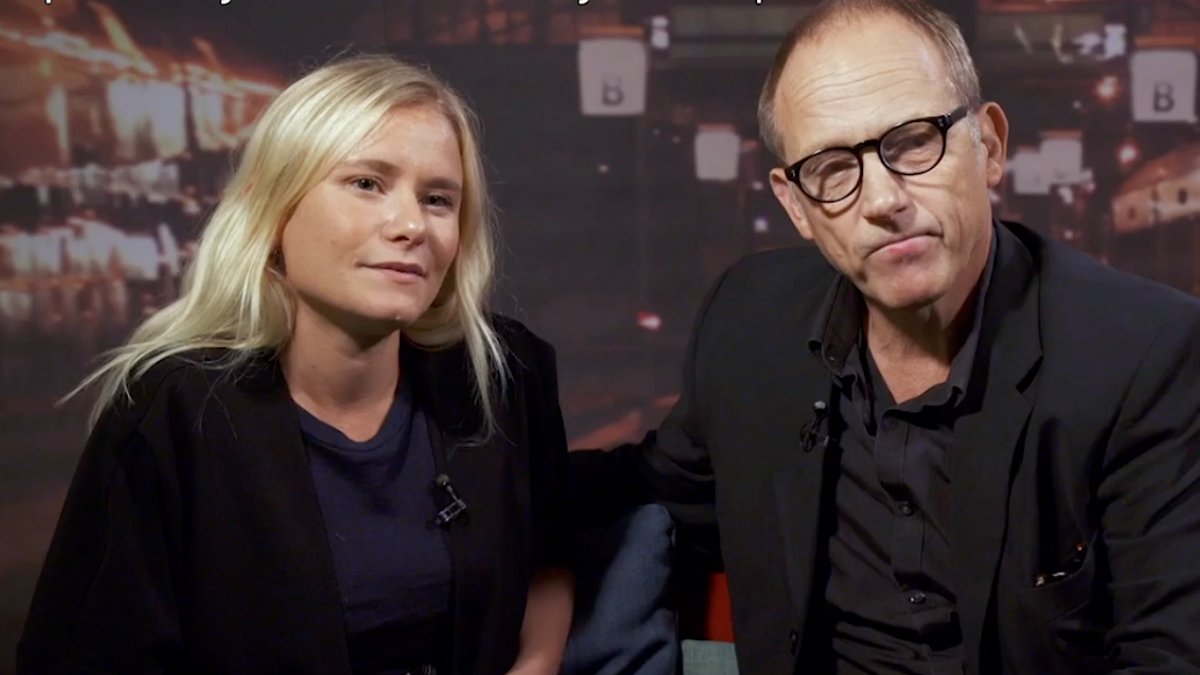 Ebba Hultkvist Stragne och Samuel Fröler tävlar i På spåret.