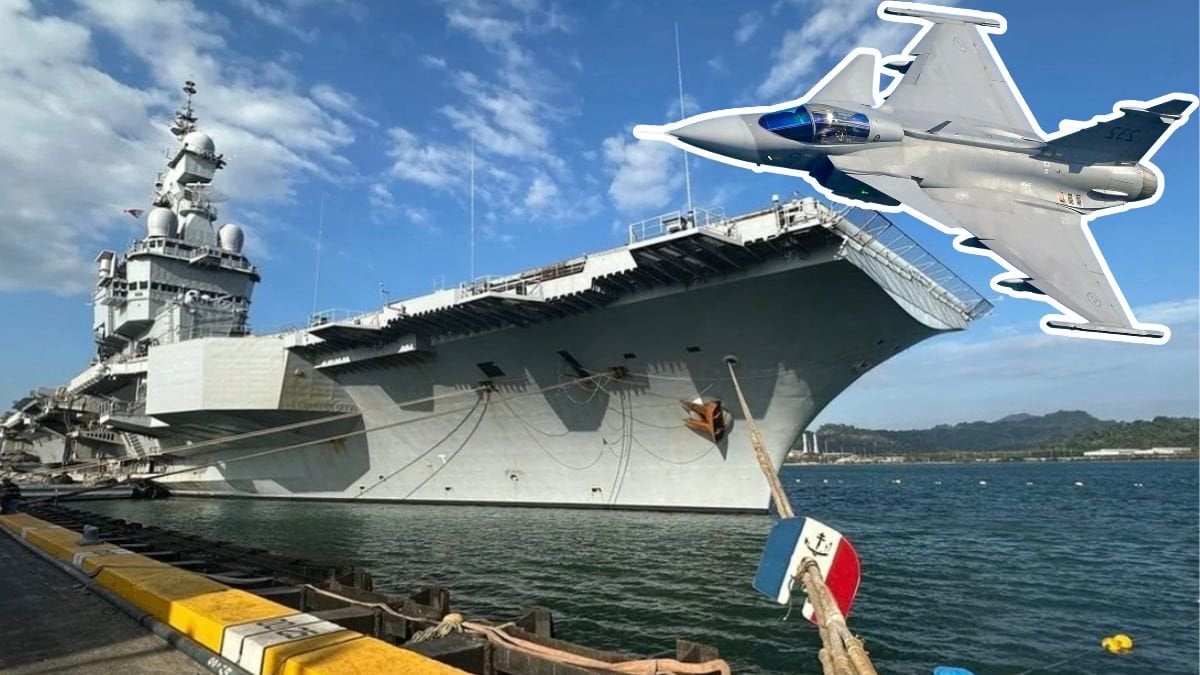 Franska hangarfartyget Charles de Gaulle, här på besök på en marinbas utanför Manila 2025. 