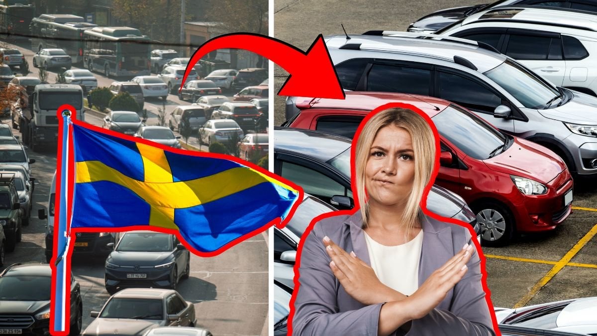 Trafik vänster. Parkerade bilar höger. Utklippt svensk flagga vänster. Kvinna som gör ett x med armarna utklippt höger. Röd pil pekar på kvinnan.