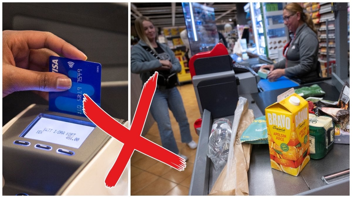 Bankkort i en betalningsterminal och en kassa i en matbutik