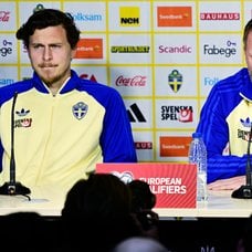 Victor Nilsson Lindelöf, Graham Potter och Williot Swedberg.
