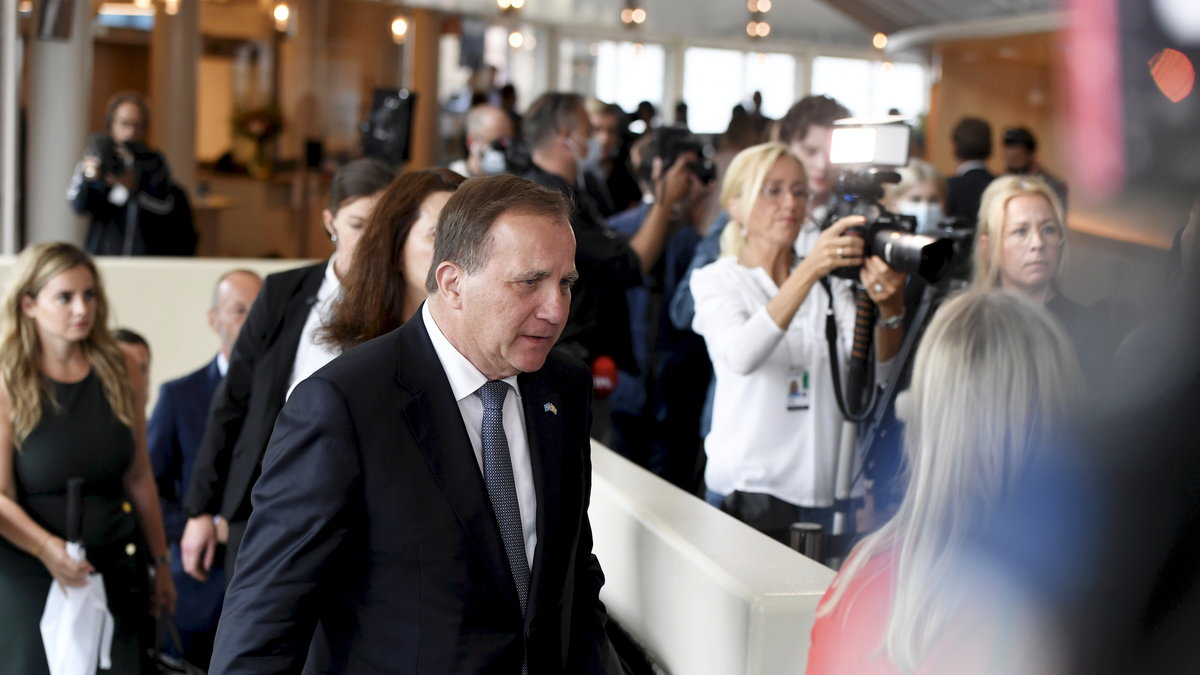Nu väntas Löfven presentera sin nya regeringen.