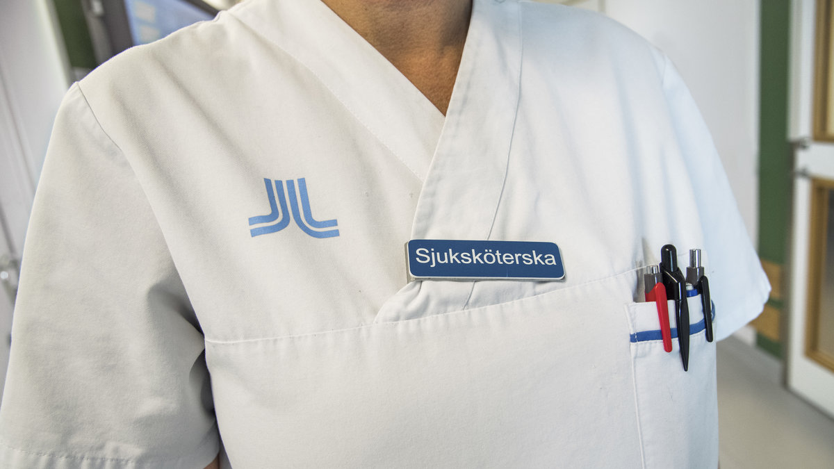 En sjuksköterska. Genrebild.