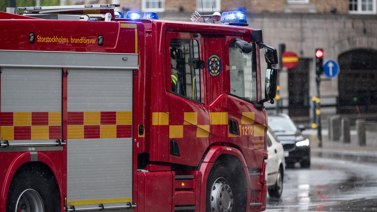 Brand i butik i centrala Stockholm