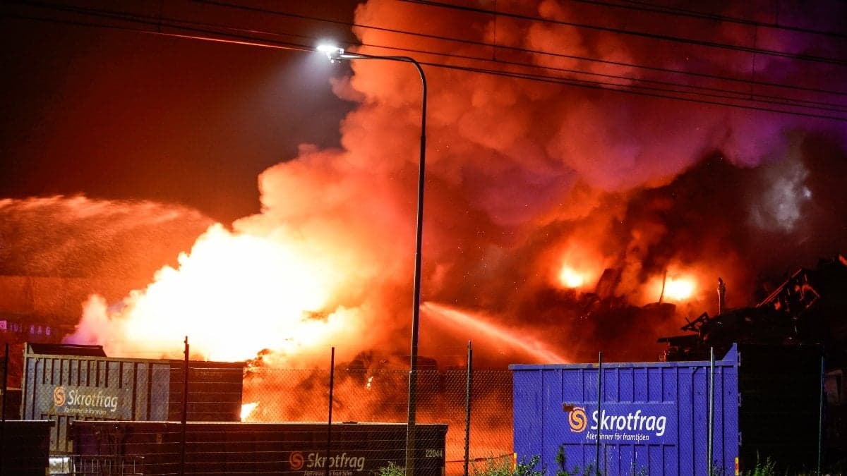 Rökpelare i Agnesberg i Angered.