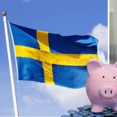 Sverigeflagga och kvinna.