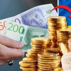 Kontanter och pengar och en äldre dam och svenska flaggan.