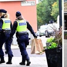 Poliser i gävle efter skjutningen vänster. Gatan där skjutningen hände höger.