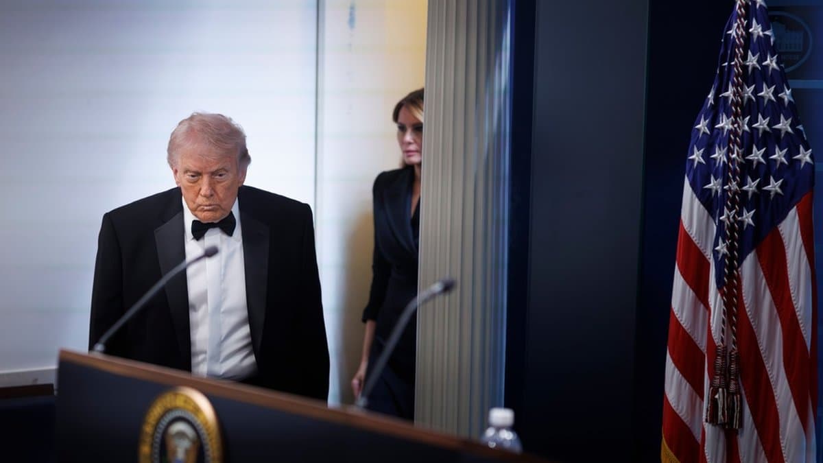 President Donald Trump under en pressträff efter attentatet.