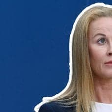 Katja Nyberg under en presskonferens 2024.