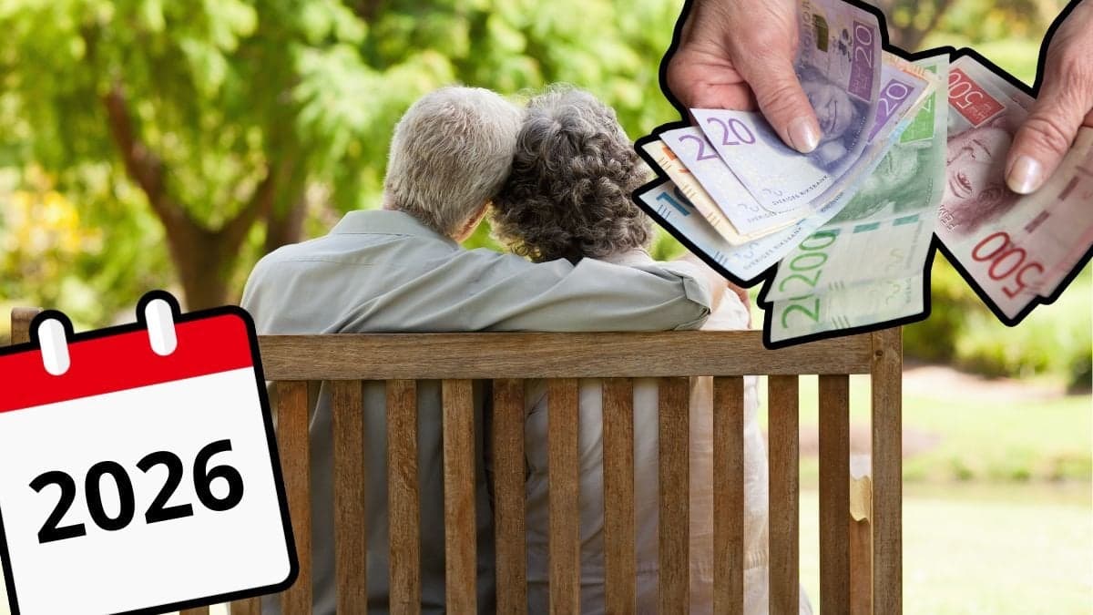 Äldre par på en bänk, pengar i händerna och en kalender.