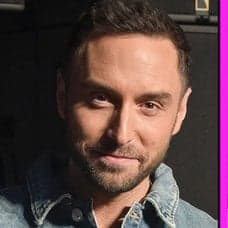 Måns Zelmerlöw avslöjar sitt nya jobb