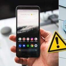 En Android-mobil och Googles logga.