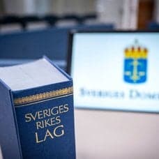 Lagbok vänster. Blåljus höger.