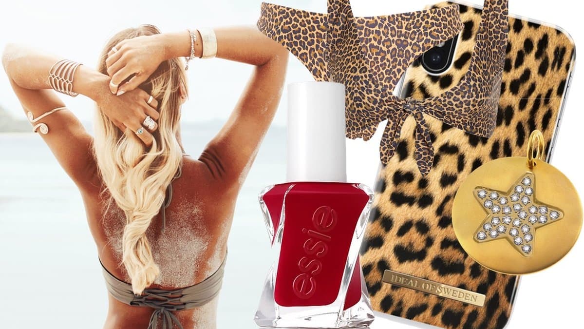 Tjej på stranden, bikini, leopard mobilskal, berlock.