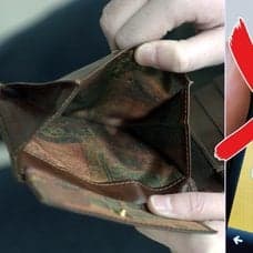 Tom plånbok, låneansökan och stort rött kryss.