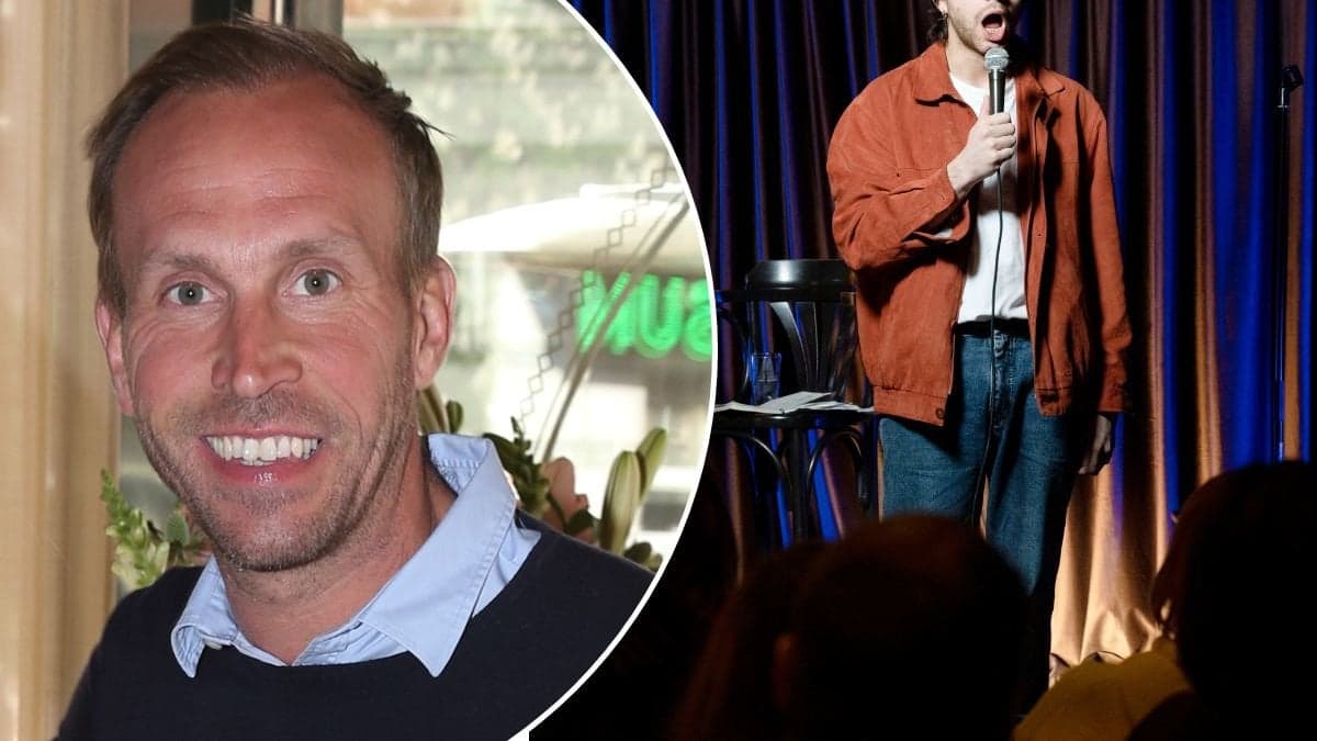 Bild på komikern och standup.